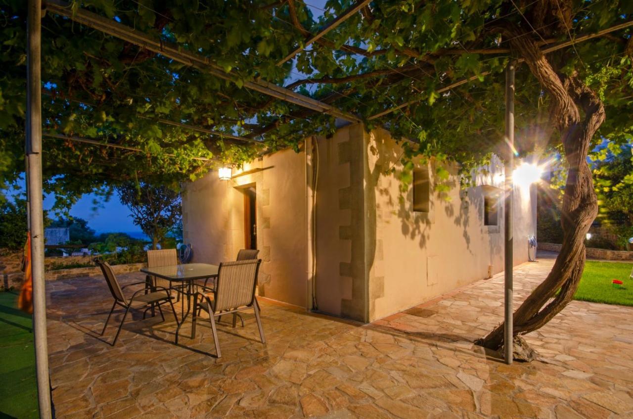 Aretaki Villas Astrátigos Exterior foto